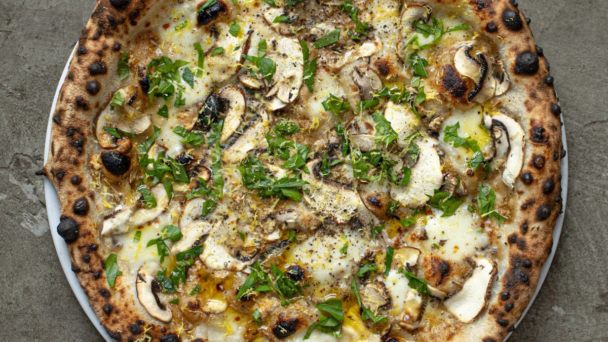 Mushroom & Onion Cream Pizza