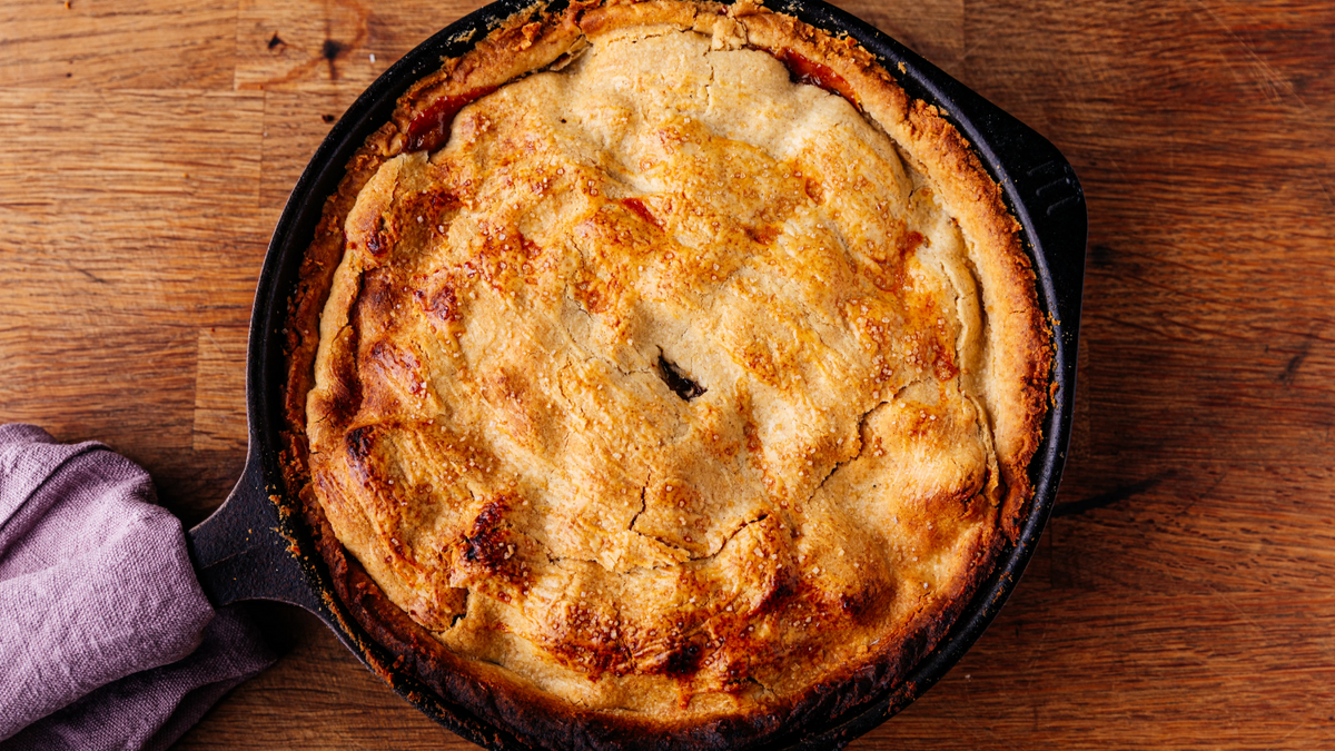 Skillet Pan Apple Pie recipe poster image