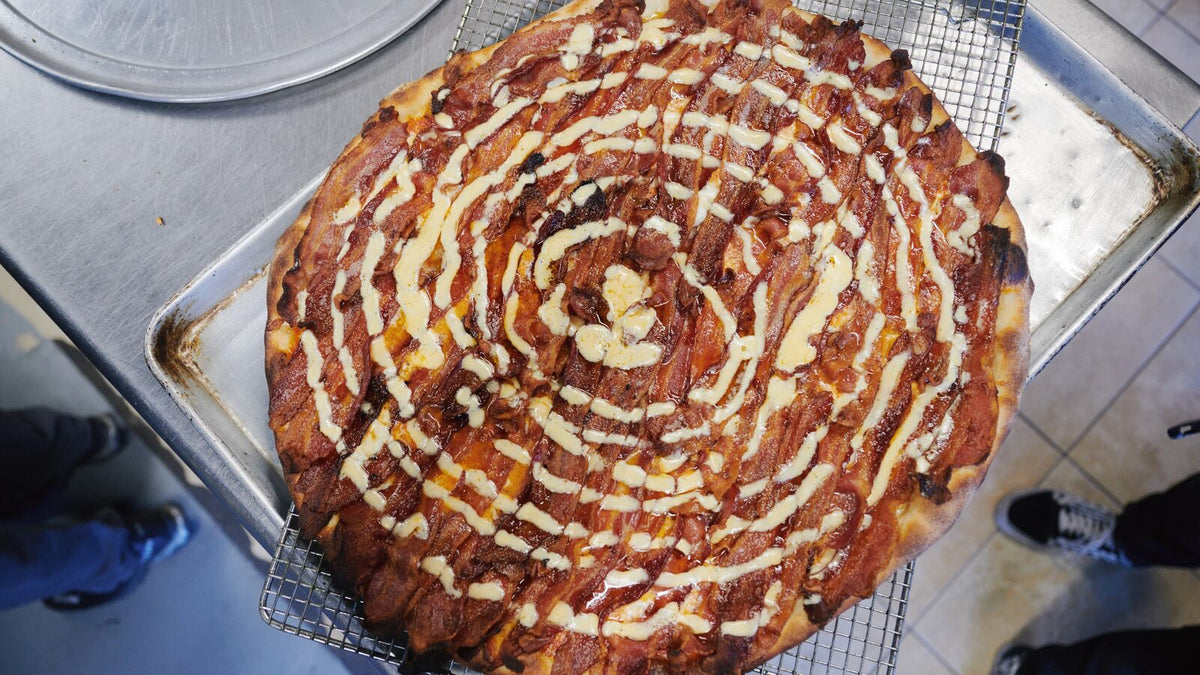 'Piggy Got Smoked' Bacon Pizza recipe poster image
